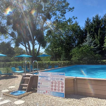 Camping Le Vallage Attigny Ngoại thất bức ảnh