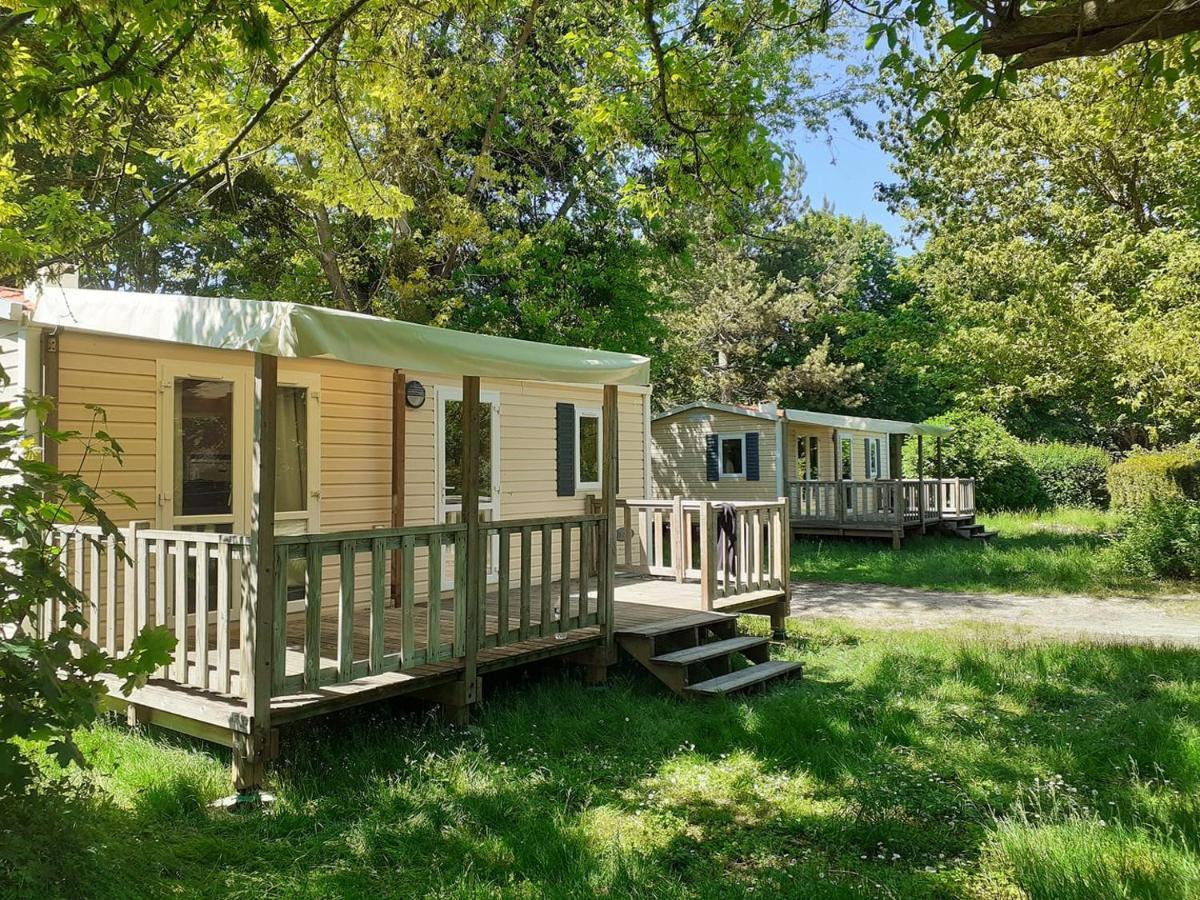 Camping Le Vallage Attigny Ngoại thất bức ảnh